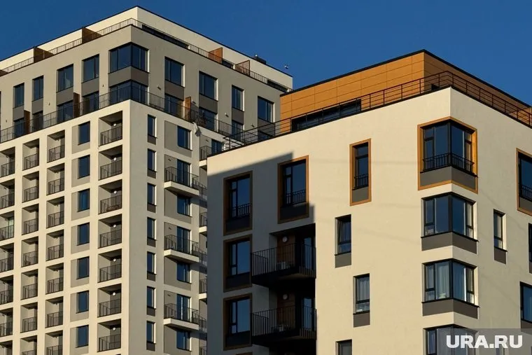 В «Бруснике» сдаются сразу три квартиры, в том числе «апартаменты Бэтмена»
Фото: Екатерина Сычкова © URA.RU