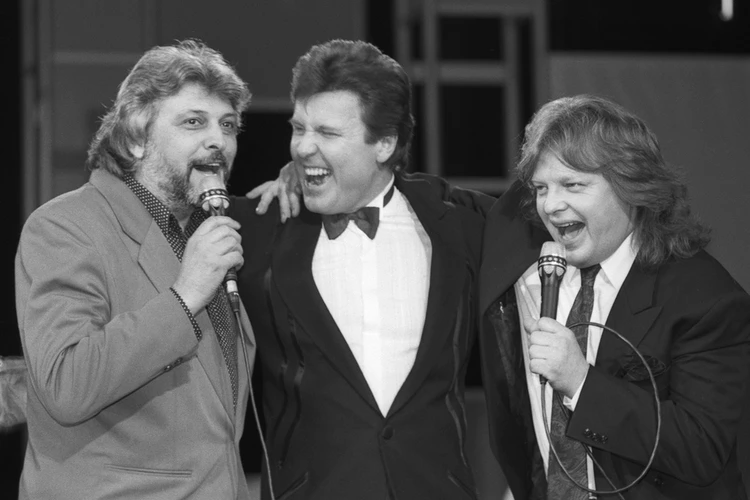 Вячеслав Добрынин, Лев Лещенко и Юрий Антонов, 1992 год