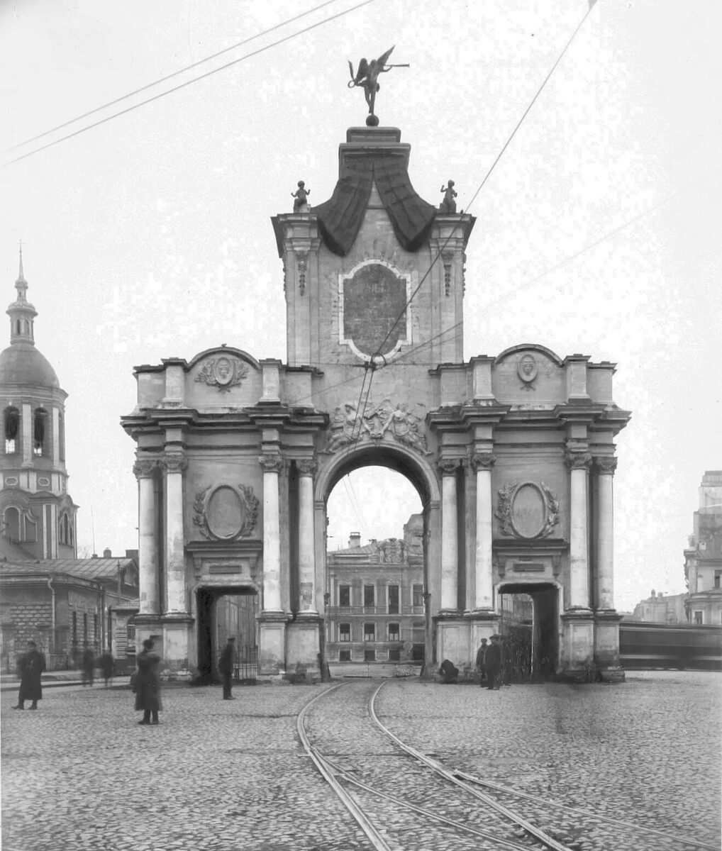 Листайте галерею