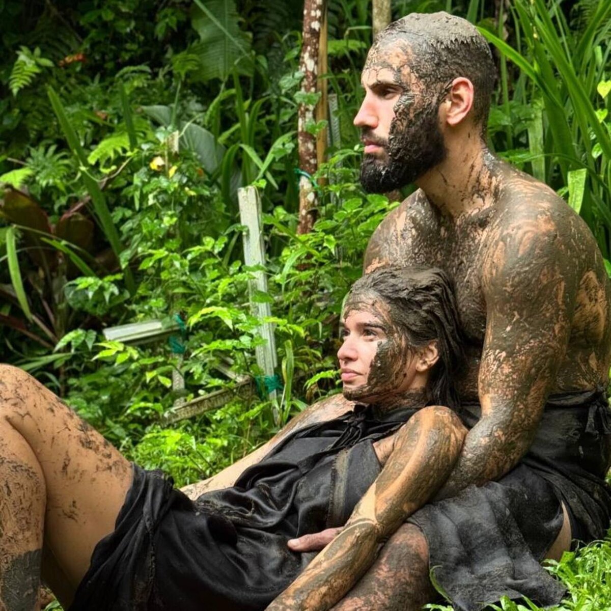    Ксения Бородина и Николай Сердюков Соцсети