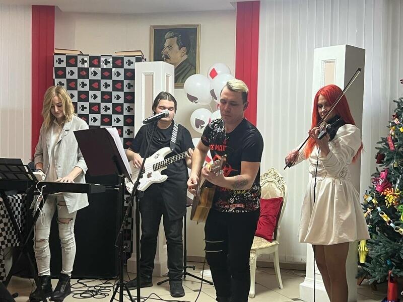 Листайте вправо, чтобы увидеть больше изображений