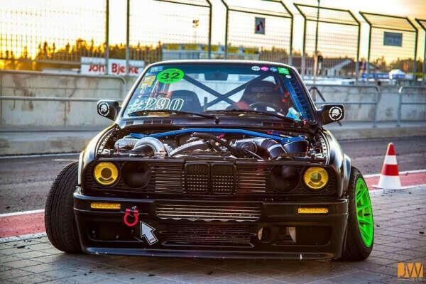 Если автомобиль Вы берете для постройки чего-то этакого, дальше можете не читать.