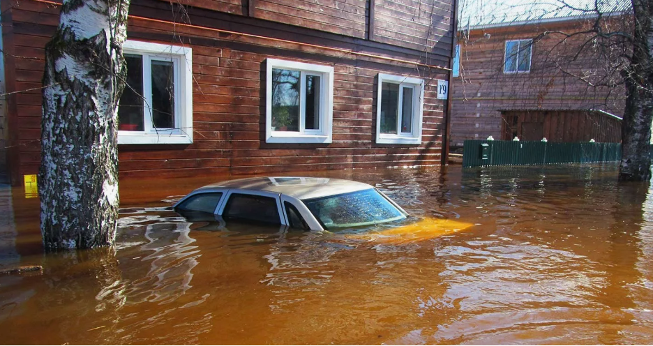 Фото 2. Наводнение в России. Источник: life.ru