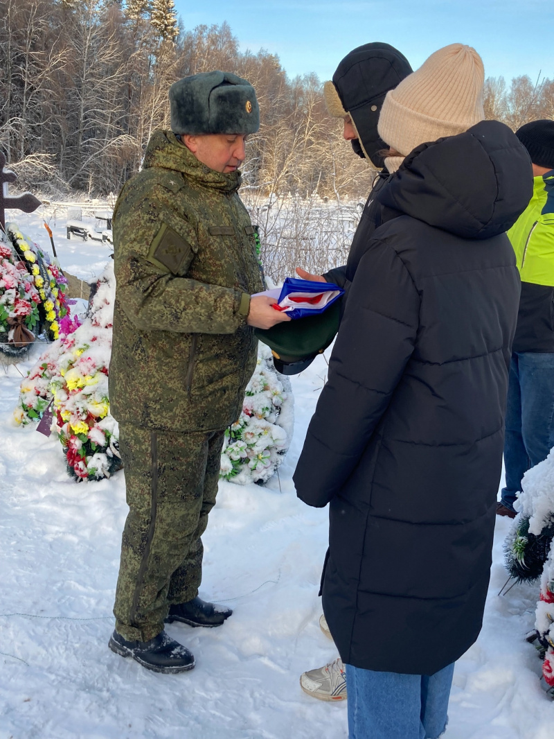    Суоярви простился с земляком, погибшим на СВО перед Новым годомсо страницы Татьяны Тишковой, депутата ЗС