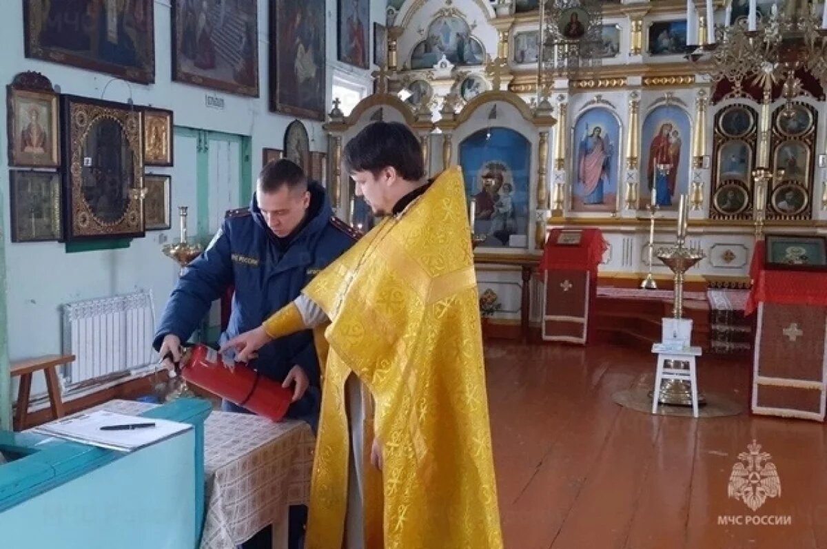    Южно-Уральские огнеборцы проверили культовые учреждения перед Рождеством
