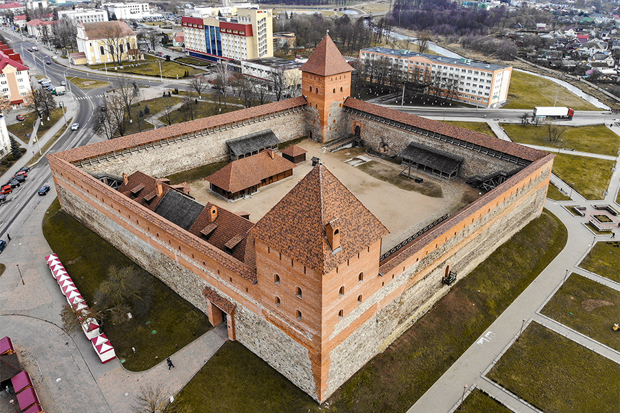 Лидский замок. Иллюстрация из свободных источников