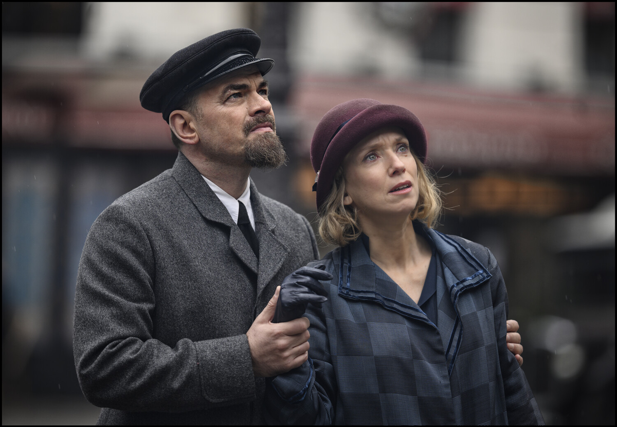 Кловис Корнийяк, Леа Дрюкер