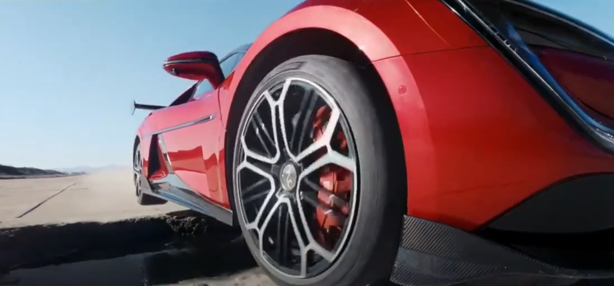 Кадр из ролика  📷
