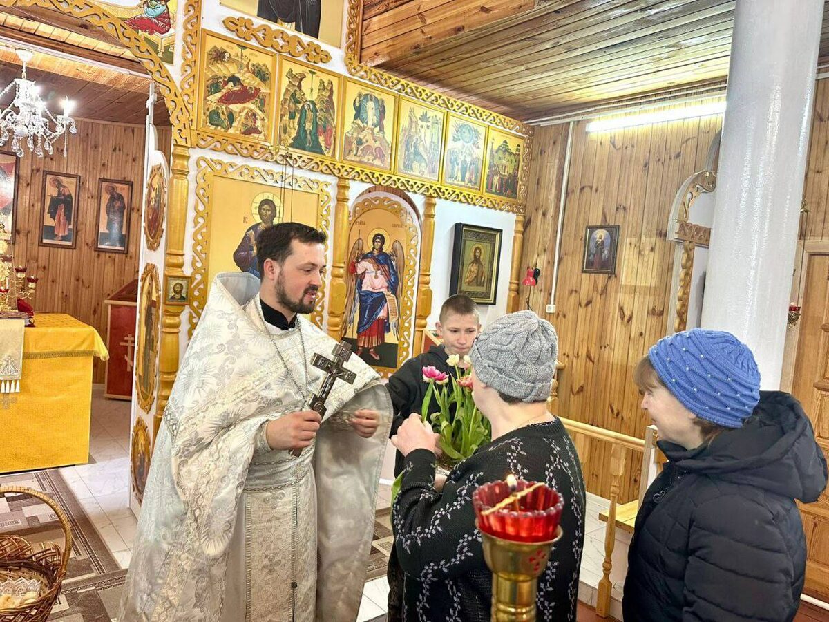 Когда в Бишево появился отец Сергий, жизнь в селе круто поменялась. Фото предоставлено иереем Сергием Грязновым