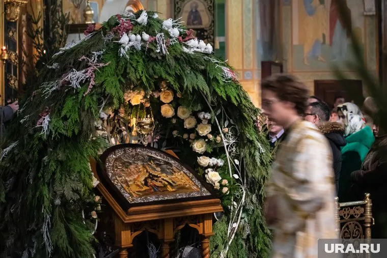 Верующие будут праздновать Рождество в ночь на 7 января
Фото: Илья Московец © URA.RU