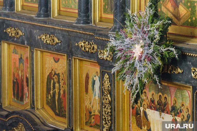 Рождественскую службу можно посмотреть на Первом канале и на «России 1»
Фото: Илья Московец © URA.RU