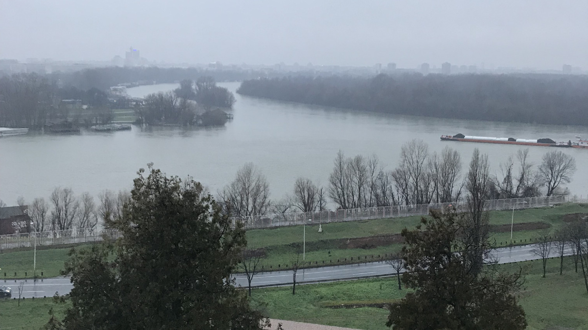 Белград в январе. Там, где Сава впадает в Дунай