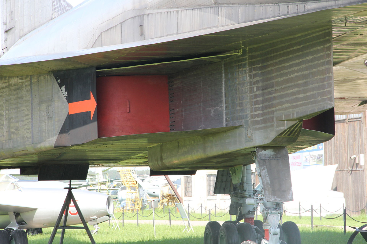 Клин и воздухозаборники