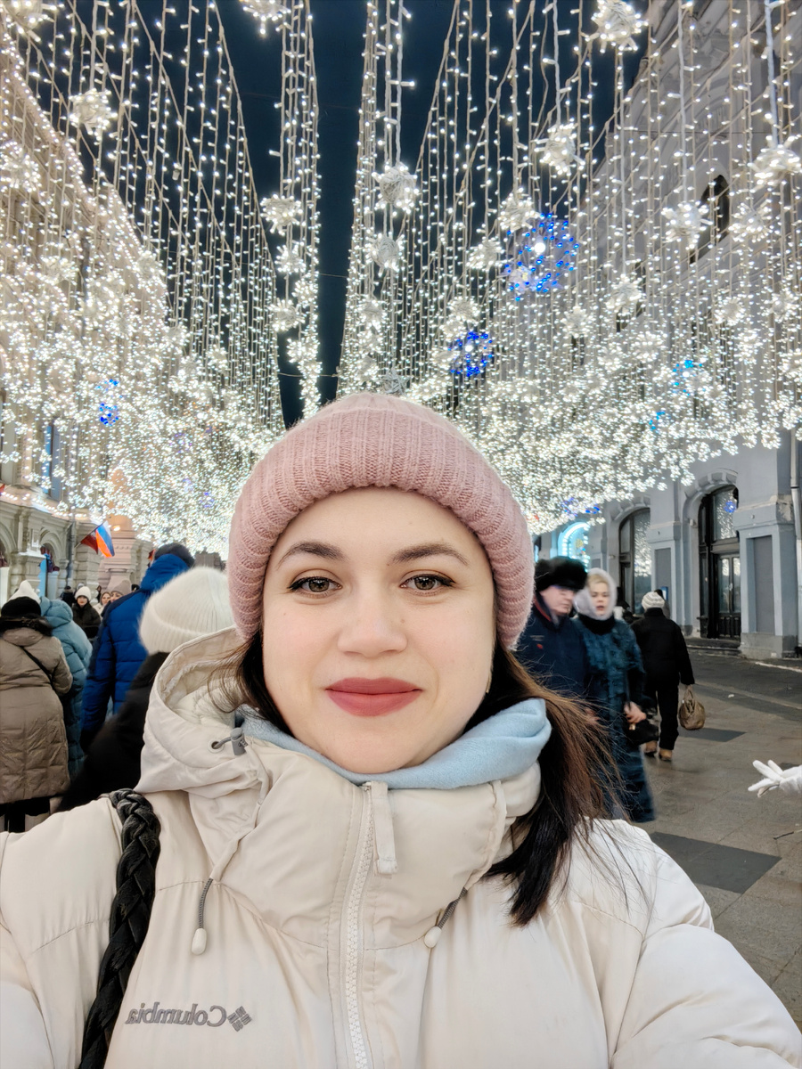 Снова в центре на пешеходной улице. Жду комментариев из серии: и что, больше некуда пойти было?