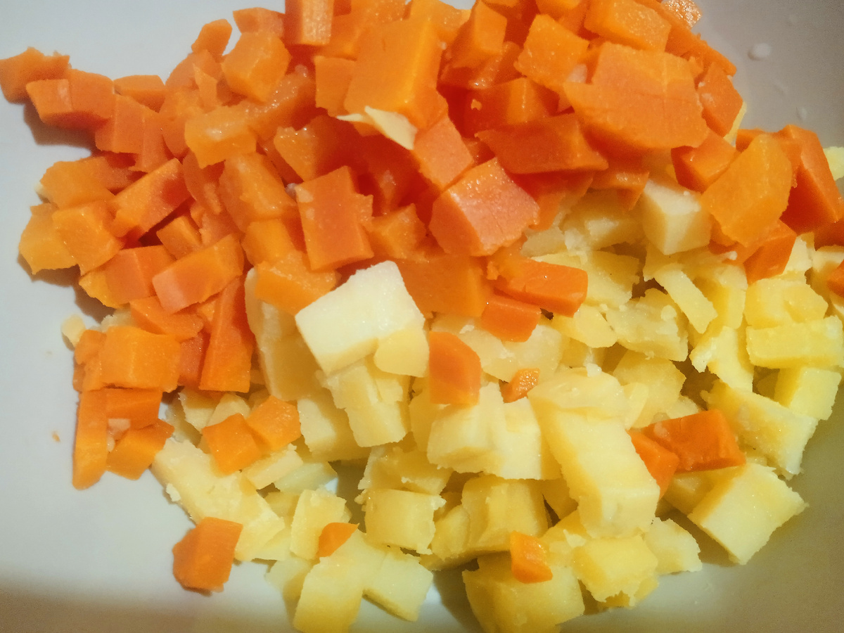 Фотка моя, а готового винегрета не будет, не фотографировала