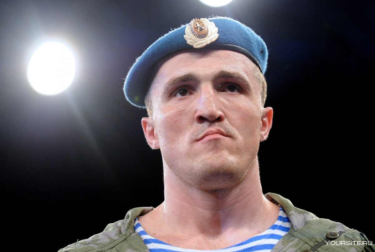 Денис Лебедев в образе ВДВшника.