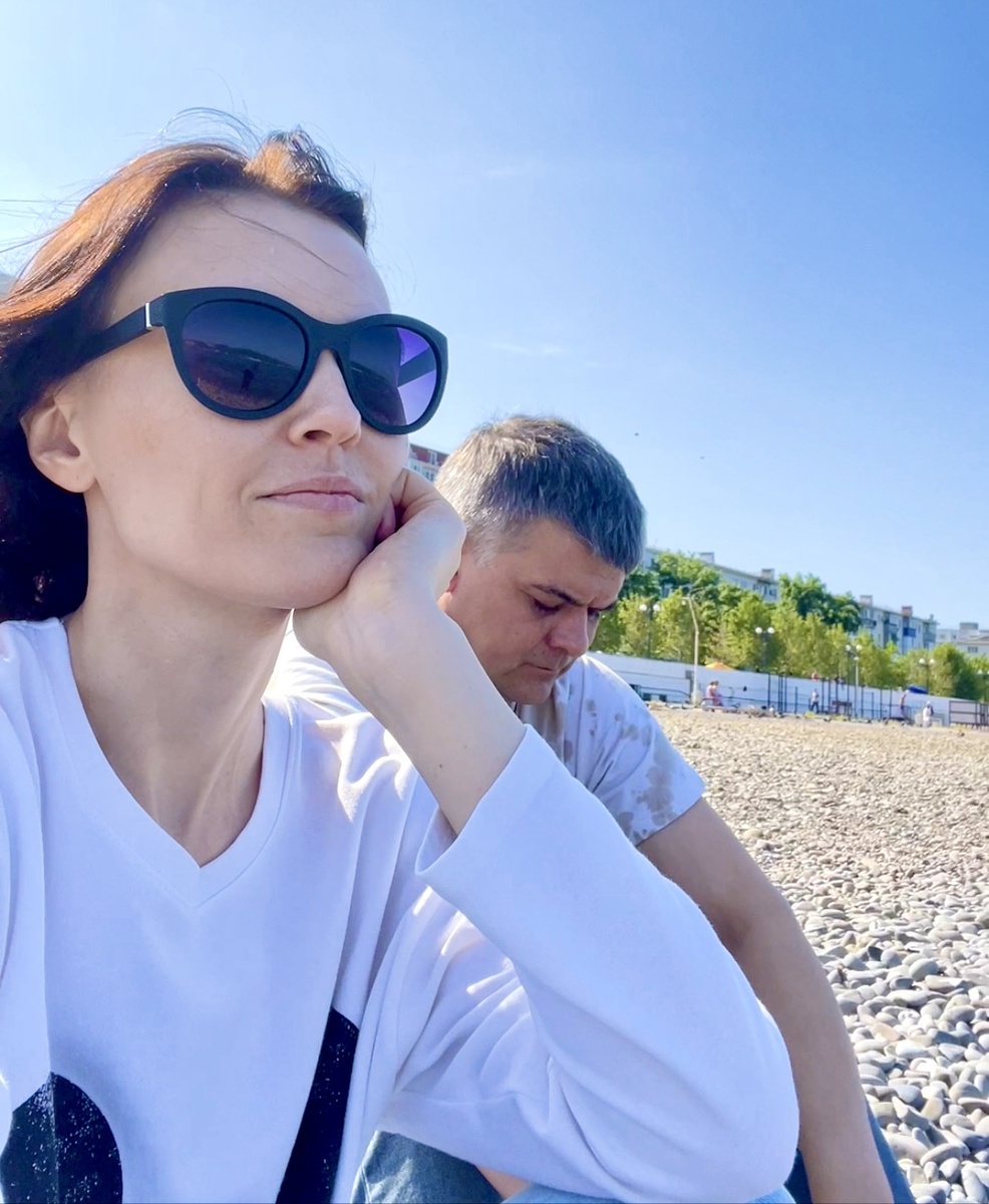 На море г.Новороссийск с мужем