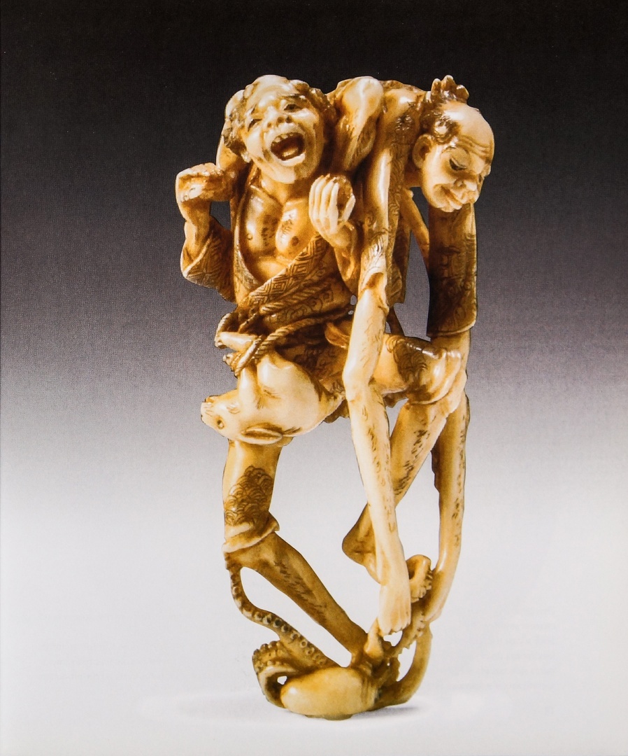 «Ой-ёй! Да хватай же ты его скорее!» — «Не сепети. Поспешишь — людей насмешишь».