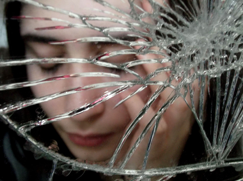 В зеркале: нас уже не осталось, не осталось.