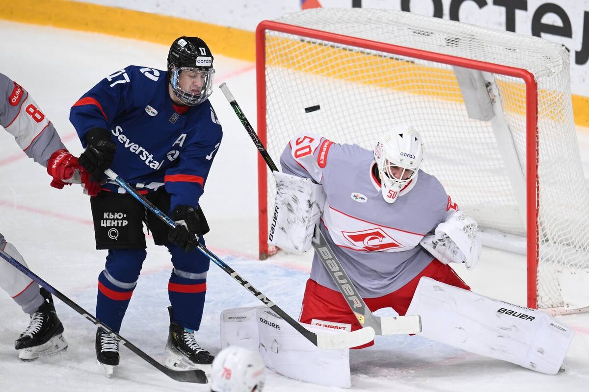 В игре Артем Загиулин. Фото: 