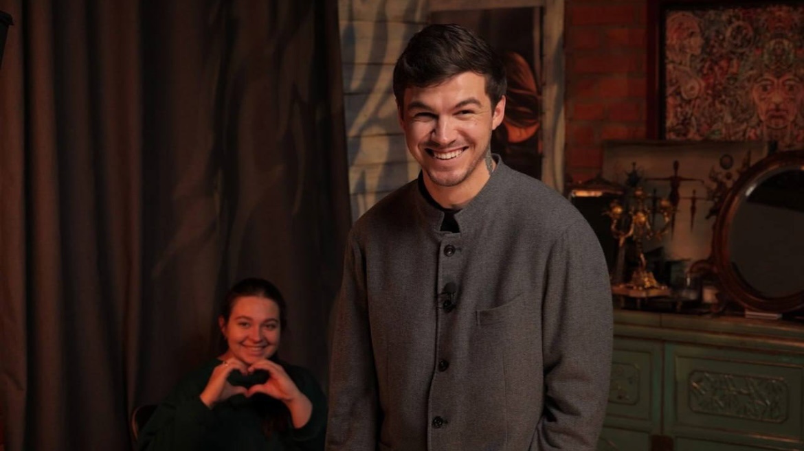 Влад Череватый с женой Еленой Череватой. Фото из телеграмм канала Влада.