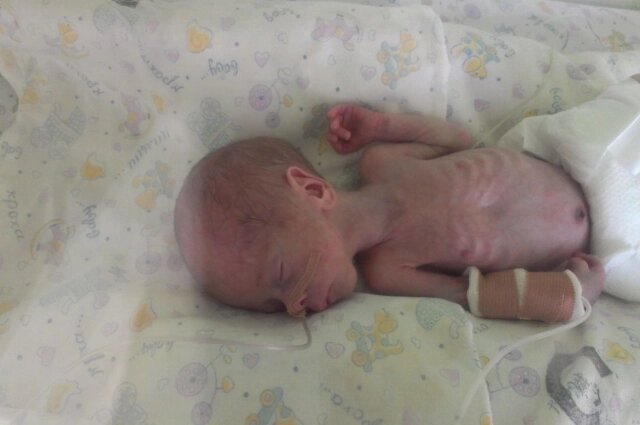    Евгения вспоминает, какое всё было крошечное у Даниила. Фото: Из личного архивa/ Евгения Хомицкая