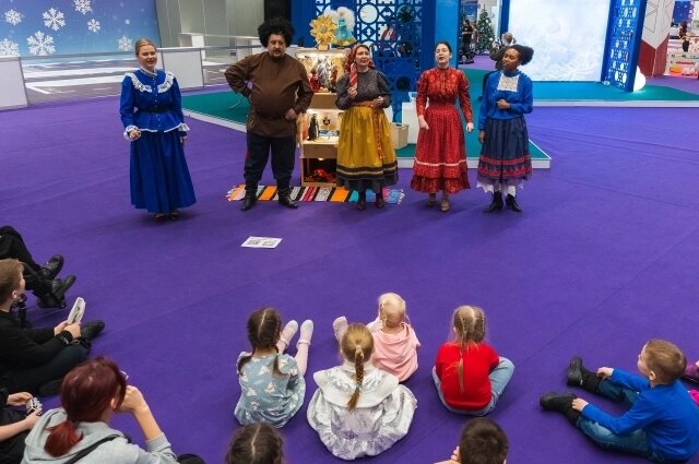    Колядки в Ханты-Мансийске. Фото: Окружной Дом народного творчества/