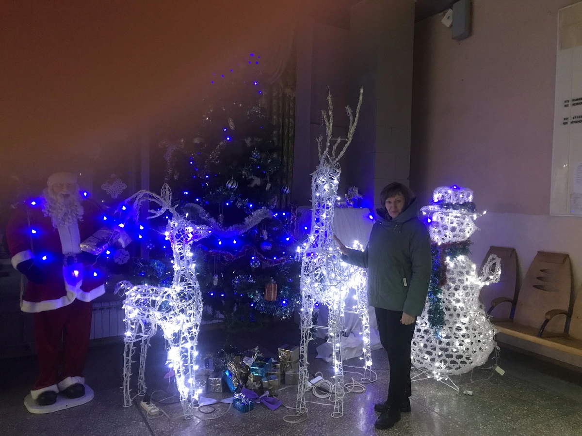 Фото автора г.Маакеевка, ж/д вокзал