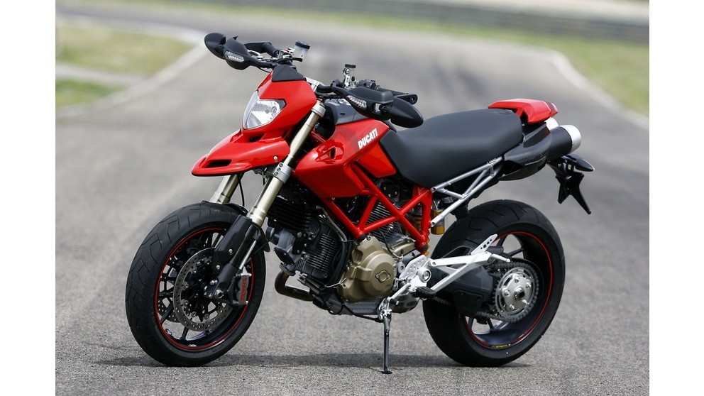 Ducati Hupermotard 1100