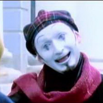     Обзор: «Алёна Апина — «Электричка» | Хит сториз»