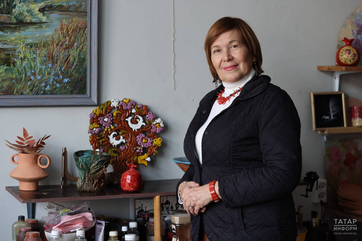 Алсу Тимергалина с 2013 года занимается популяризацией творческого и научного наследия своего отца – писателя-фантаста Адлера Тимергалина. Фото: © Рамиль Гали / «Татар-информ»