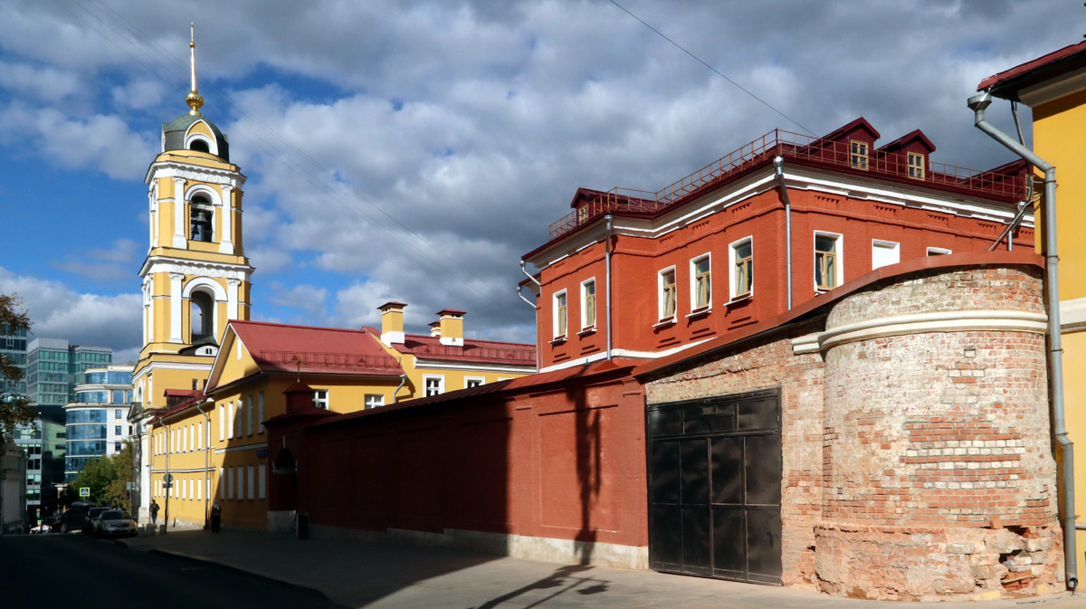 Постройки монастыря в 2022 году. Фото отсюда: https://ru.wikipedia.org