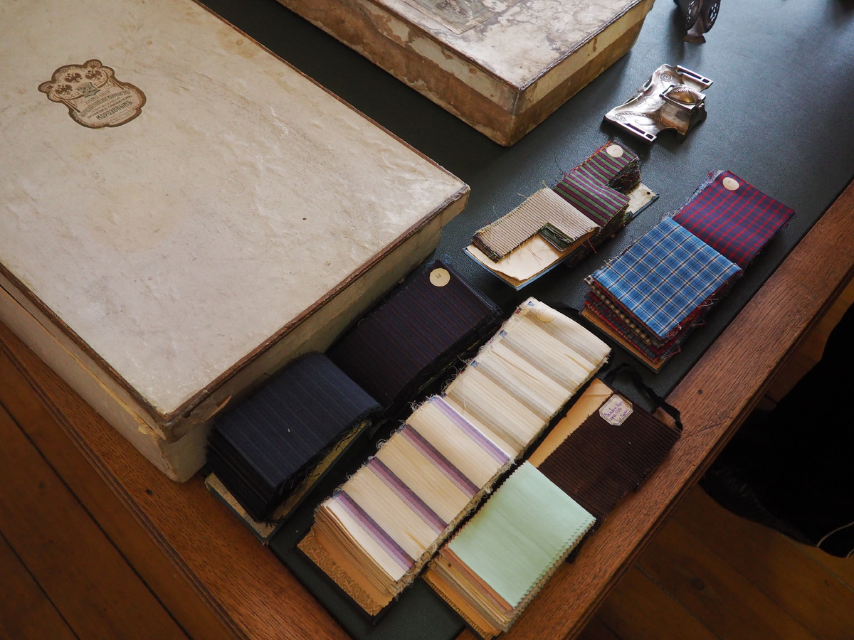 Образцы тканей, производившихся на фабрике А.И. Морозова