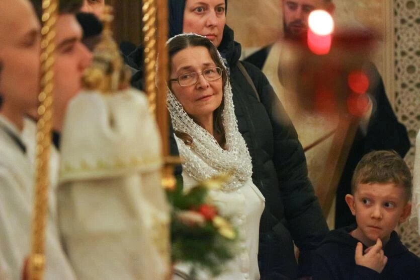 Фото: Челябинская митрополия и Христорождественский собор Челябинска