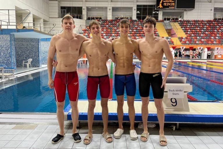    Пресс-служба Всероссийской федерации плавания.