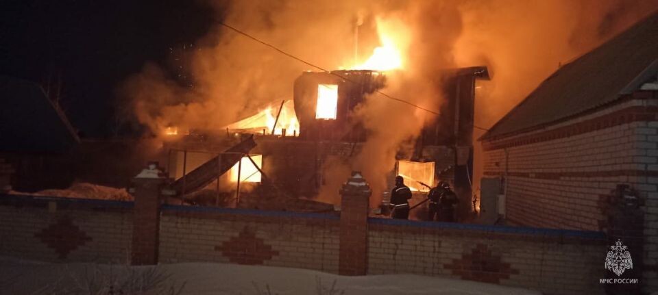    Пожар в частном доме. Источник: МЧС Алтайского края