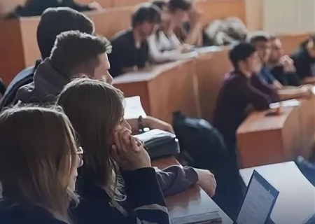    В России вводят новую систему образования без бакалавриата