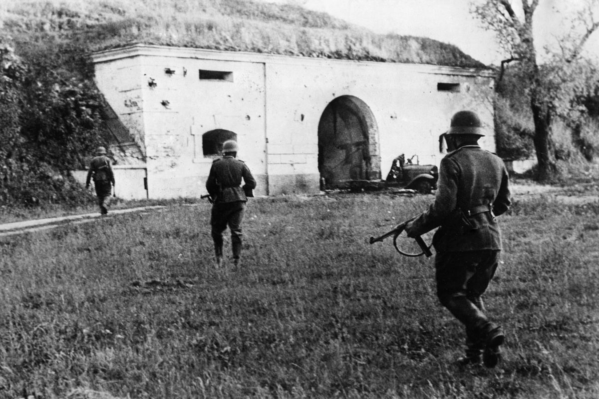     Нацистские оккупанты в Белоруссии / Gettyimages.ru / Mondadori Portfolio