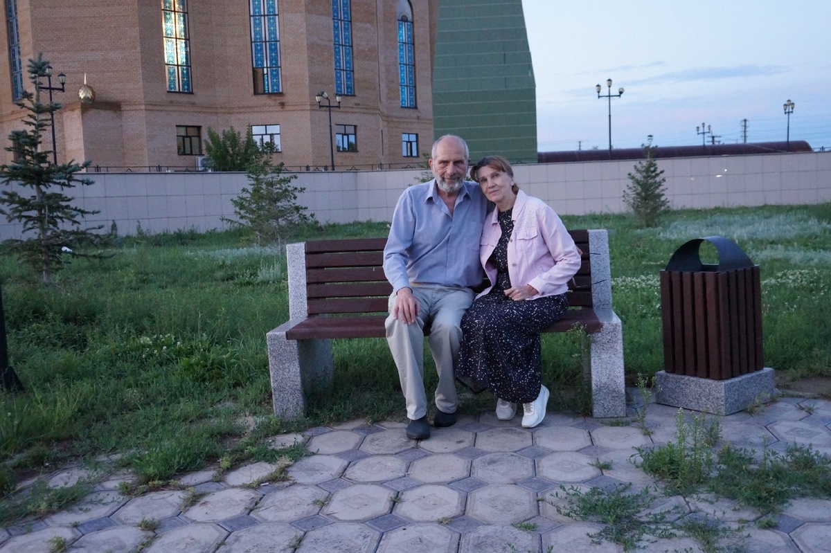 Грядущий царь Сергей-Тимур Тамаровский Сергей Васильевич со своей женой Лилией 2024 год.