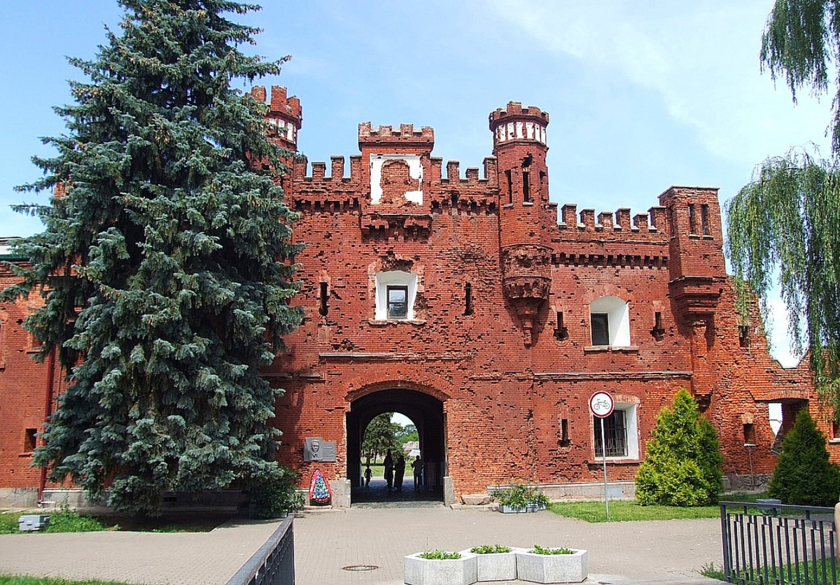 Брестская крепость. Источник фото: https://www.drive2.ru/l/565920285157491602/