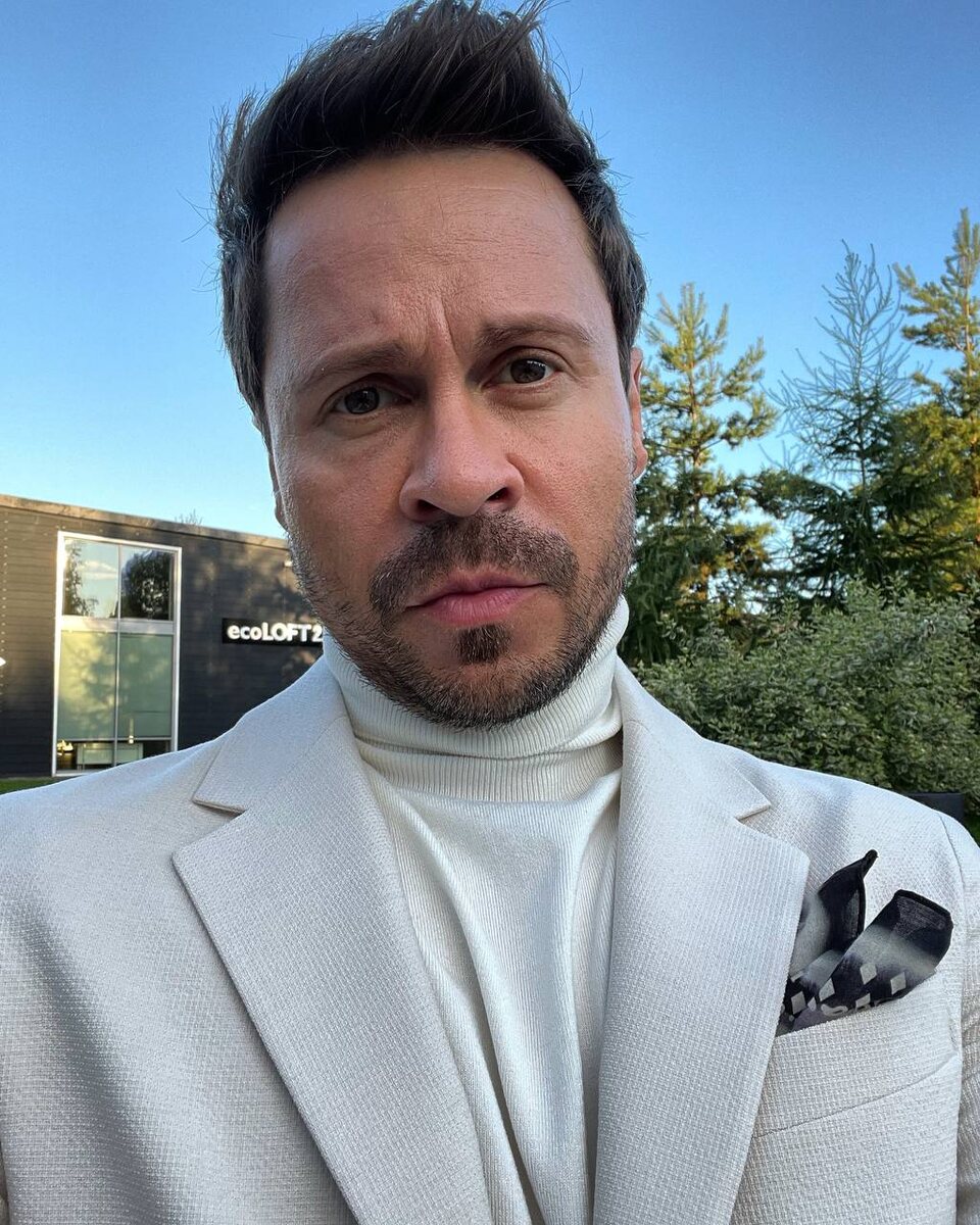 Павел Деревянко. Социальные сети