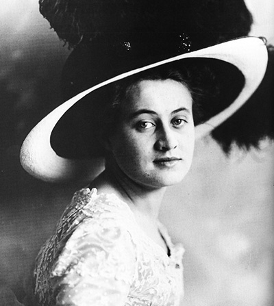 Актриса Дороти Гибсон.