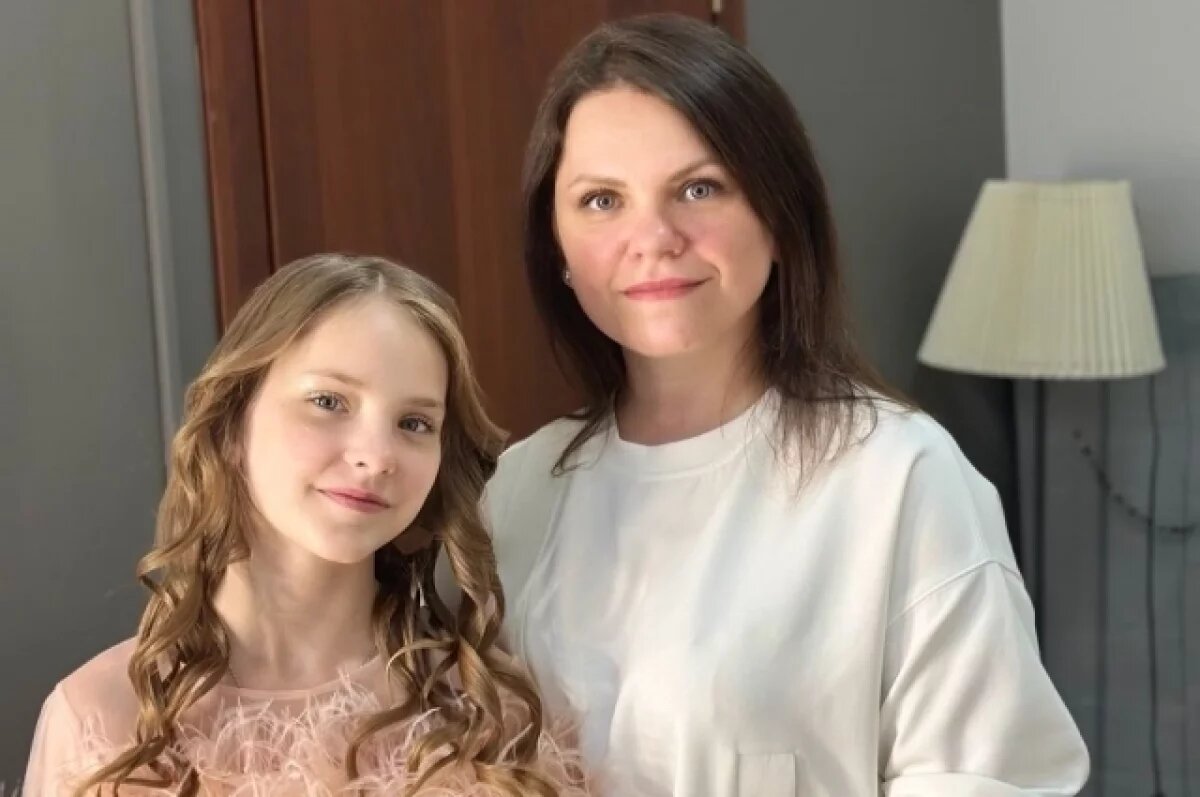    Целеустремлённая и ранимая.