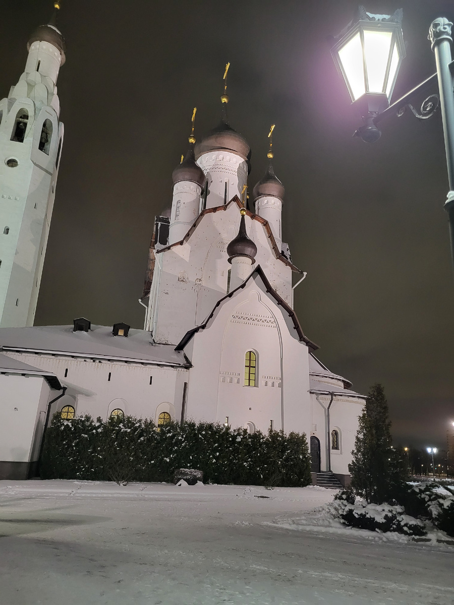 Вчера ходили на вечернюю литургию 