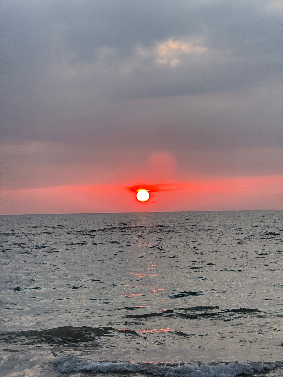 Закат прекрасен 