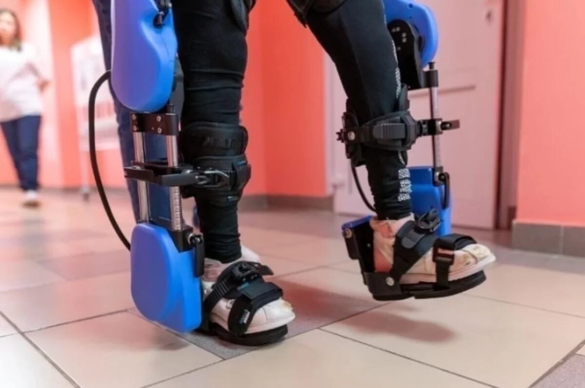    В орловский НКМЦ поступил экзоскелет для детской реабилитации