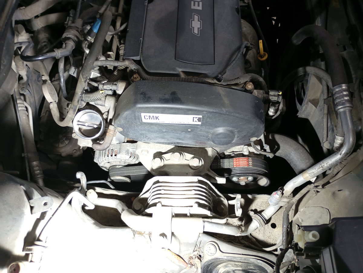 Снимаем, собственно корпус. 