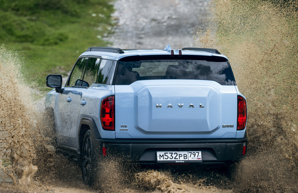 Преувеличивать возможности полноприводных кроссоверов не стоит, однако приобретение соответствующего транспортного средства упрощает выбор маршрута передвижения