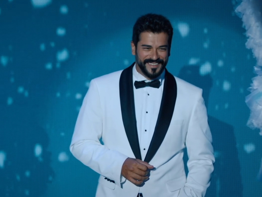 Кадр из фильма "Ёлки 11"