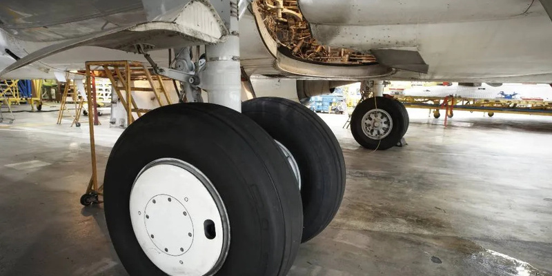 Шасси самолёта. фото: картинки яндекса.